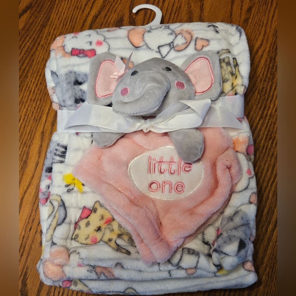 Girls Fleece receiving blanket with cute elephant security blanket